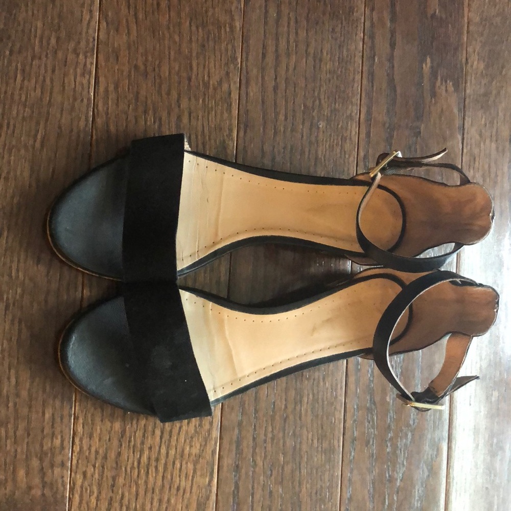 Black sandals